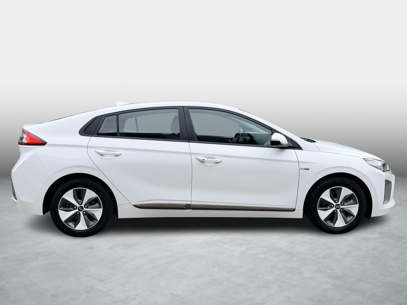 Hyundai IONIQ Comfort EV SOH 88,2% / + Extra Winterset / Adaptiv — photo 20