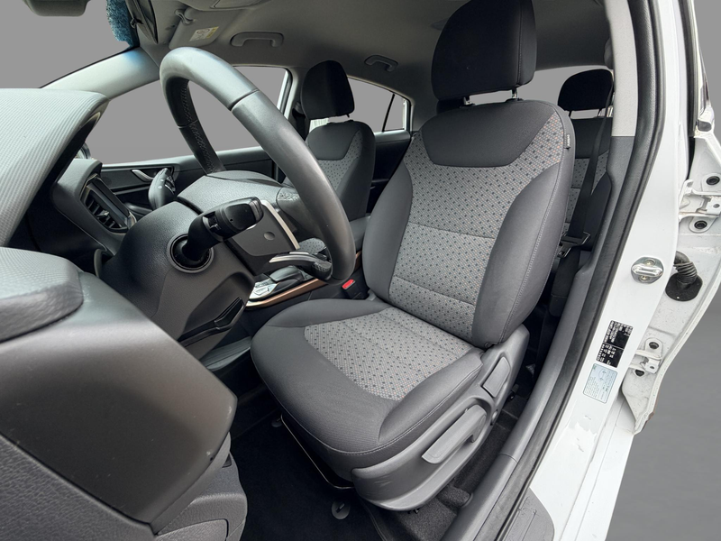Hyundai IONIQ Comfort EV SOH 88,2% / + Extra Winterset / Adaptiv — photo 22