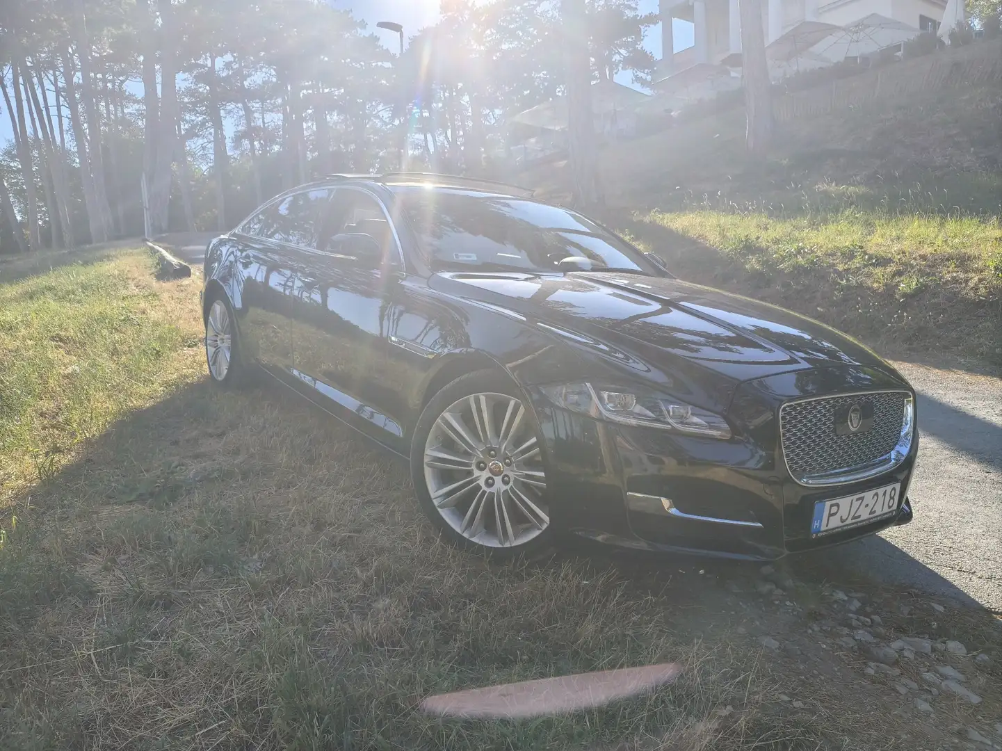 Jaguar XJ 3.0 V6 Kompressor AWD Langversion Portfolio - 1