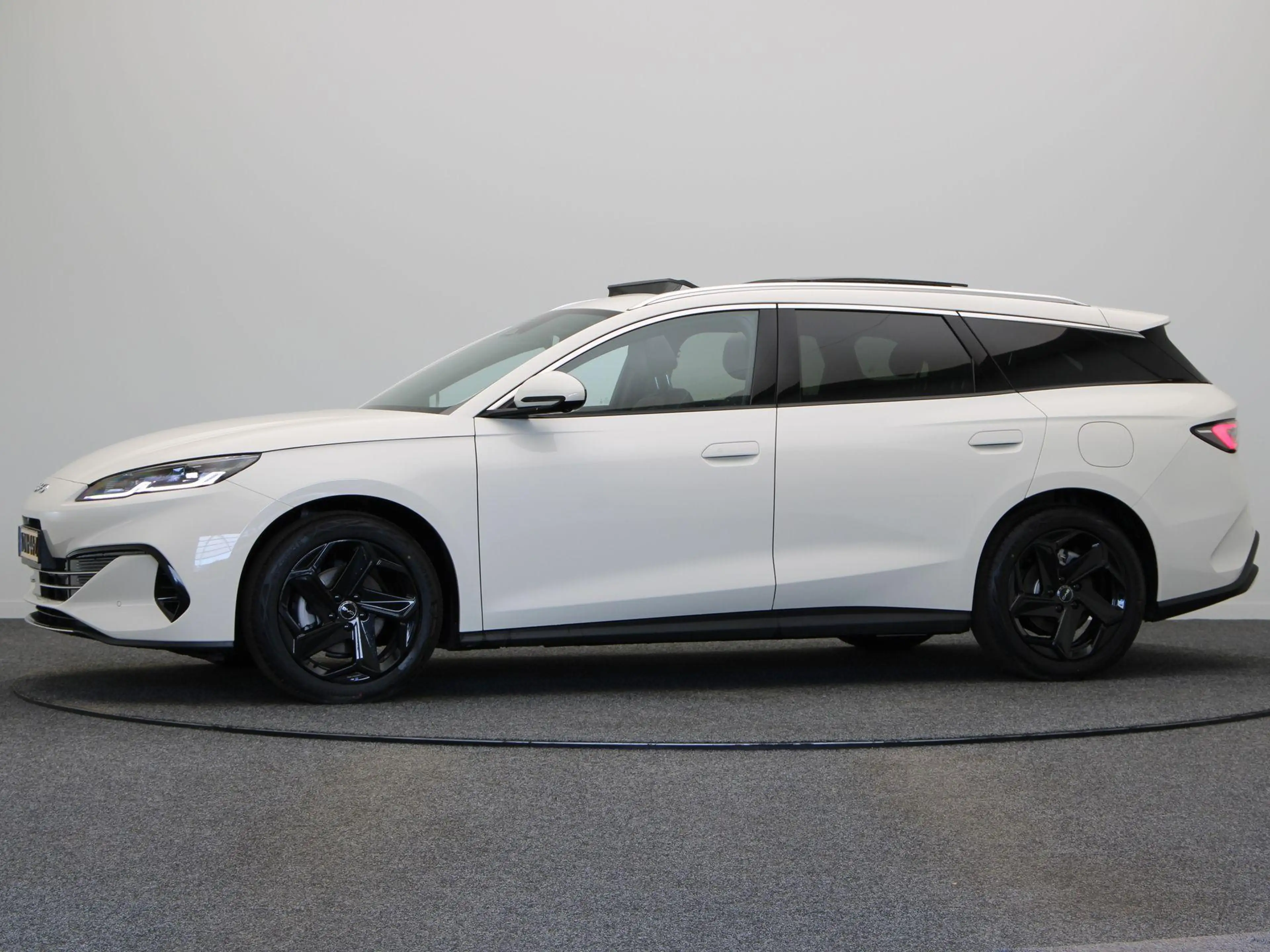 BYD Seal 6 Touring comfort | 19 kWh | Stoelverwarming | Stoel — photo 7