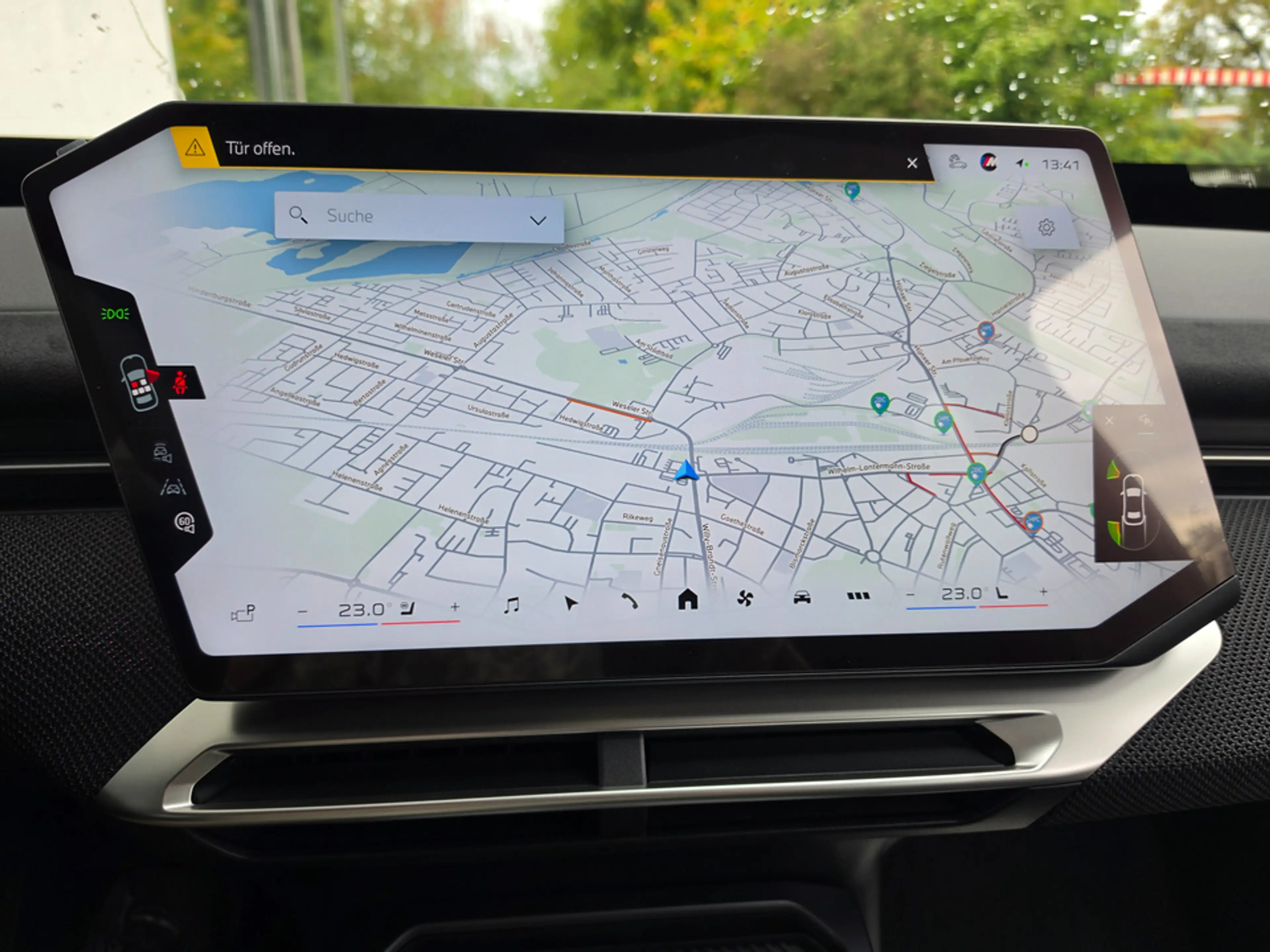 BMW iX3 40 Klimaaut. AHK Sitzhzg. Vorn Lankradhzg. — photo 12