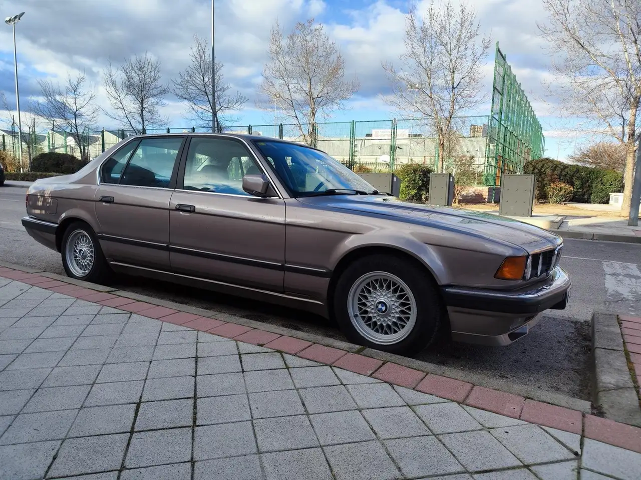 BMW 730i, foto 5