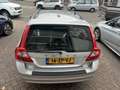 Volvo V70 2.5T Momentum Grijs - thumbnail 8