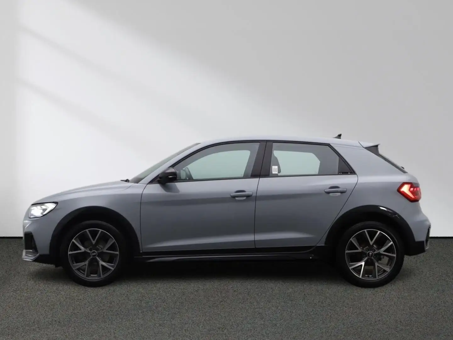 Audi A1 citycarver 30 TFSI S tronic MMI LED Navi Gris - 2