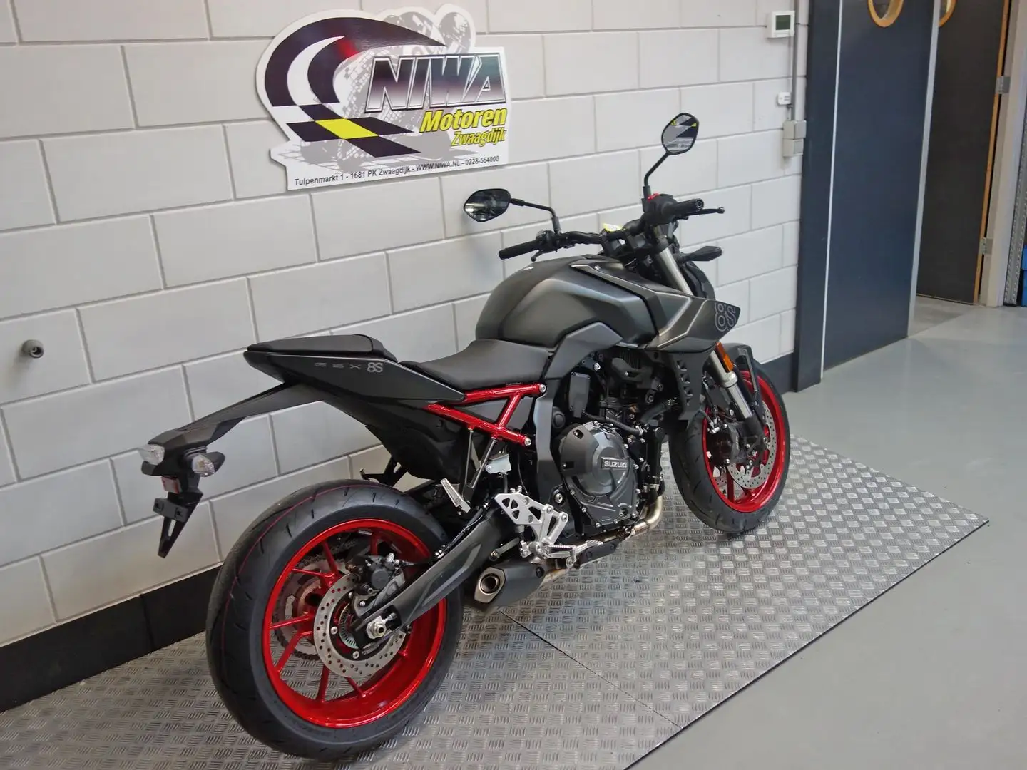 Suzuki GSX 8S Чёрный - 2