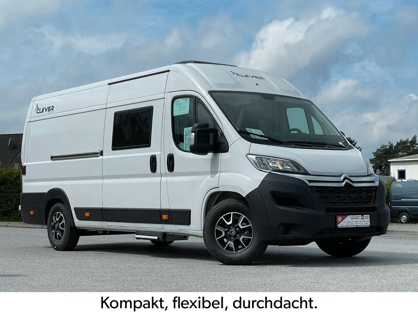 Clever Van Runner | MJ 2024 | Sofort erhältlich! Weiß - 1