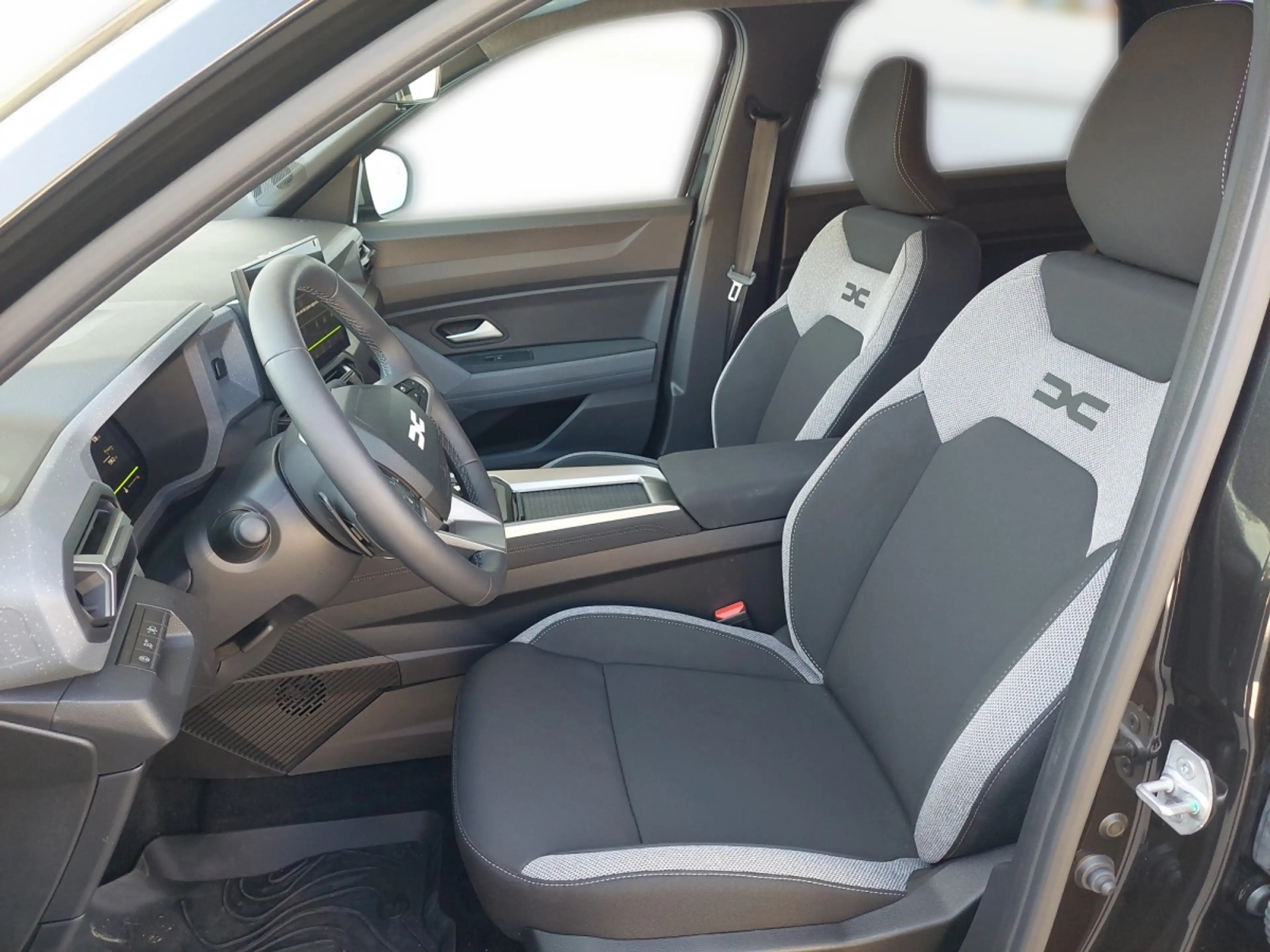 Dacia Bigster BIGSTER Journey Hybrid 150 4x4 — photo 5