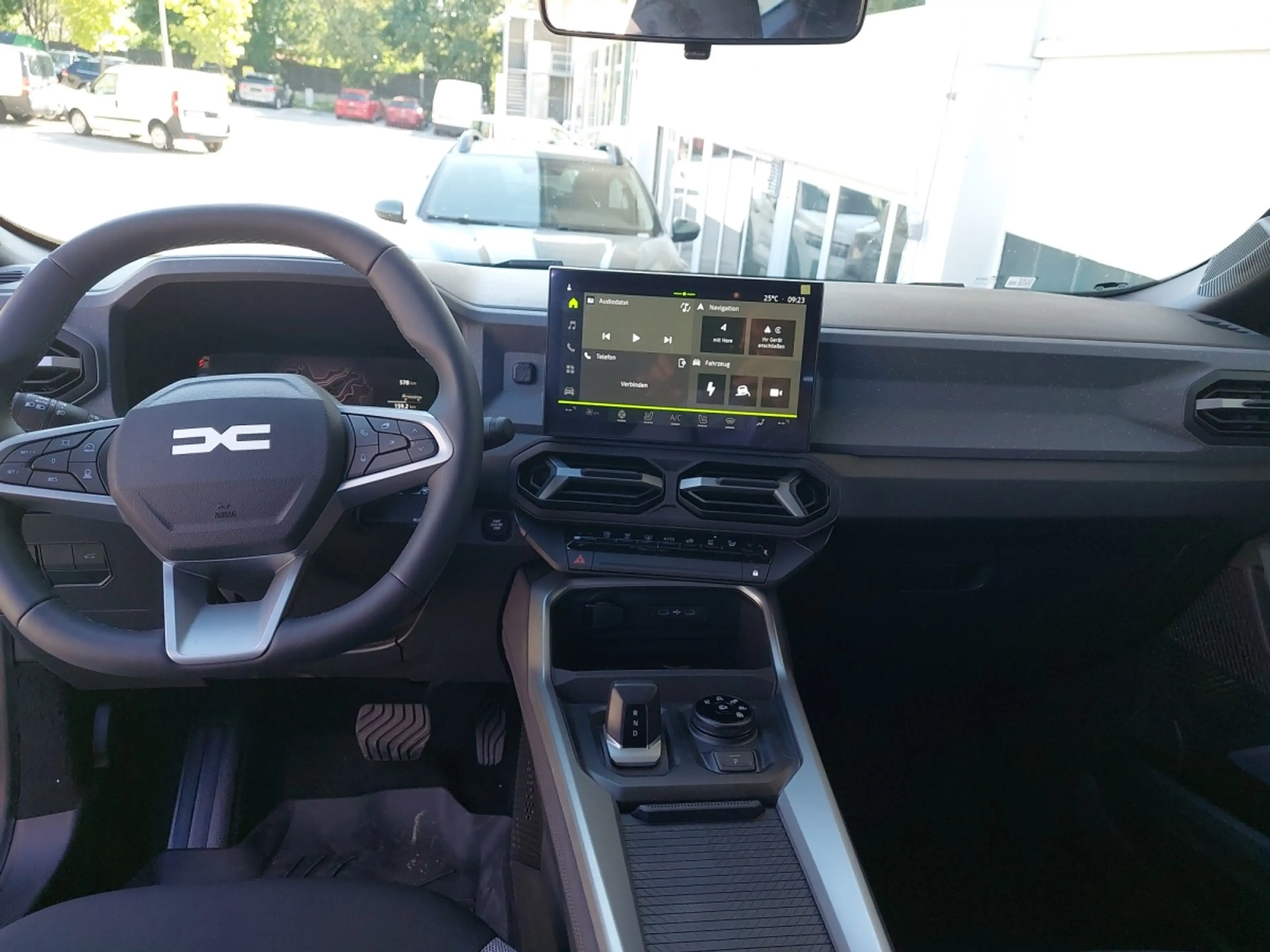 Dacia Bigster BIGSTER Journey Hybrid 150 4x4 — photo 9