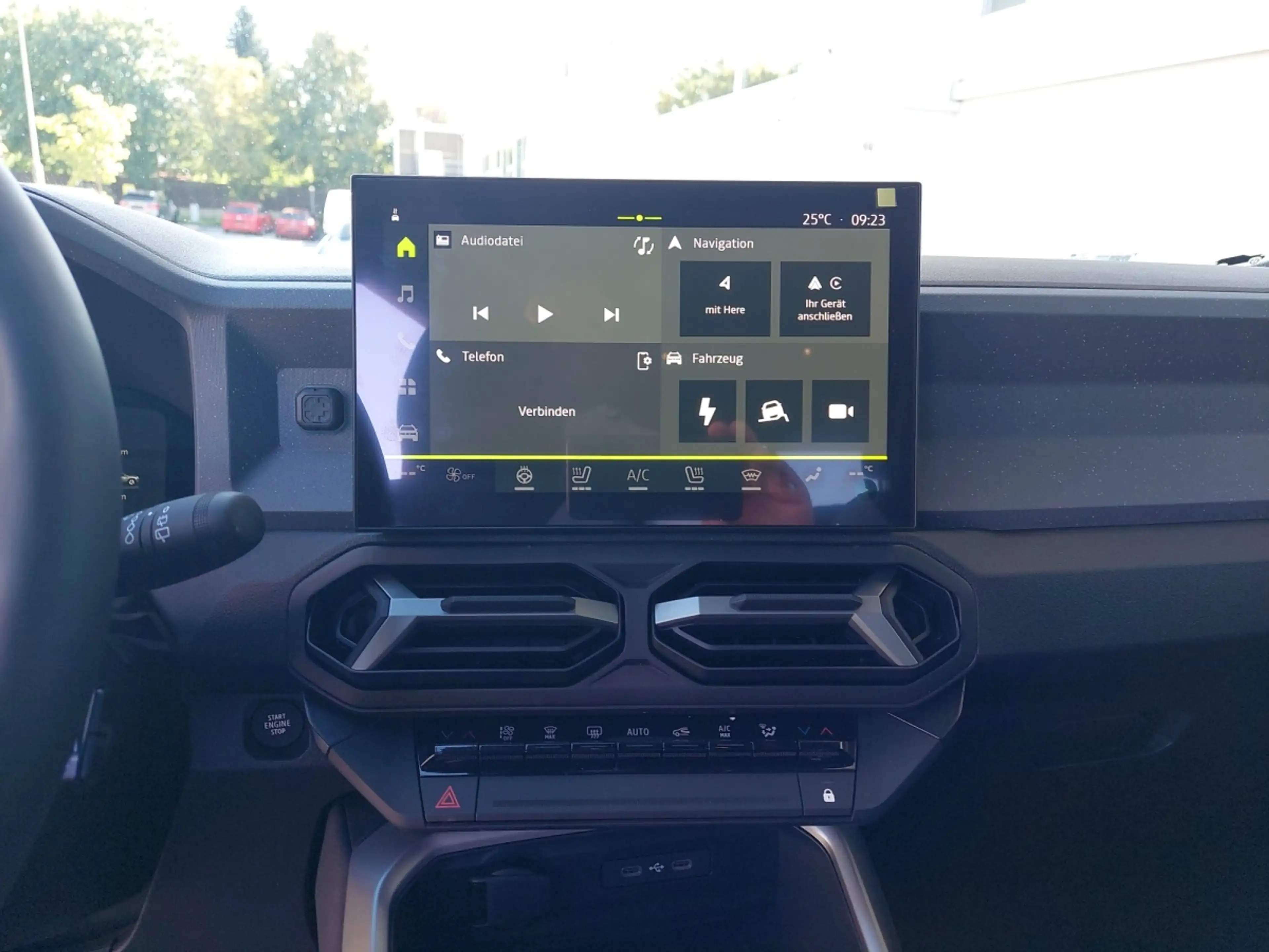 Dacia Bigster BIGSTER Journey Hybrid 150 4x4 — photo 10