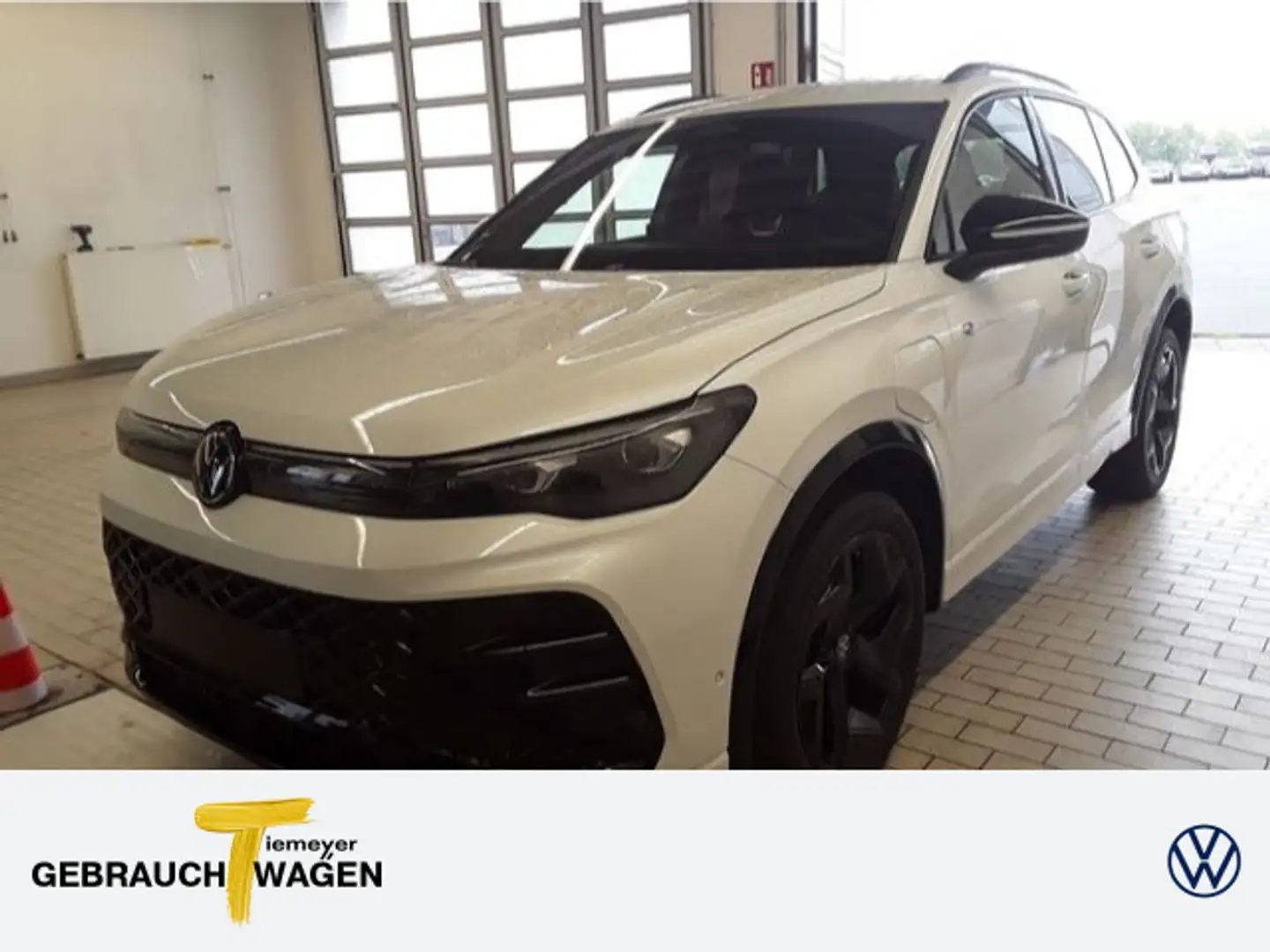 Volkswagen Tiguan 1.5 eHybrid R-LINE BLACK STYLE IQ.LIGHT Weiß - 1