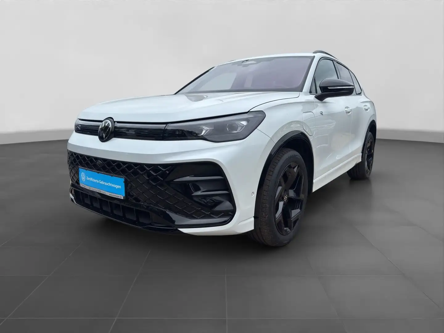 Volkswagen Tiguan 1.5 eHybrid R-LINE BLACK STYLE IQ.LIGHT Weiß - 2