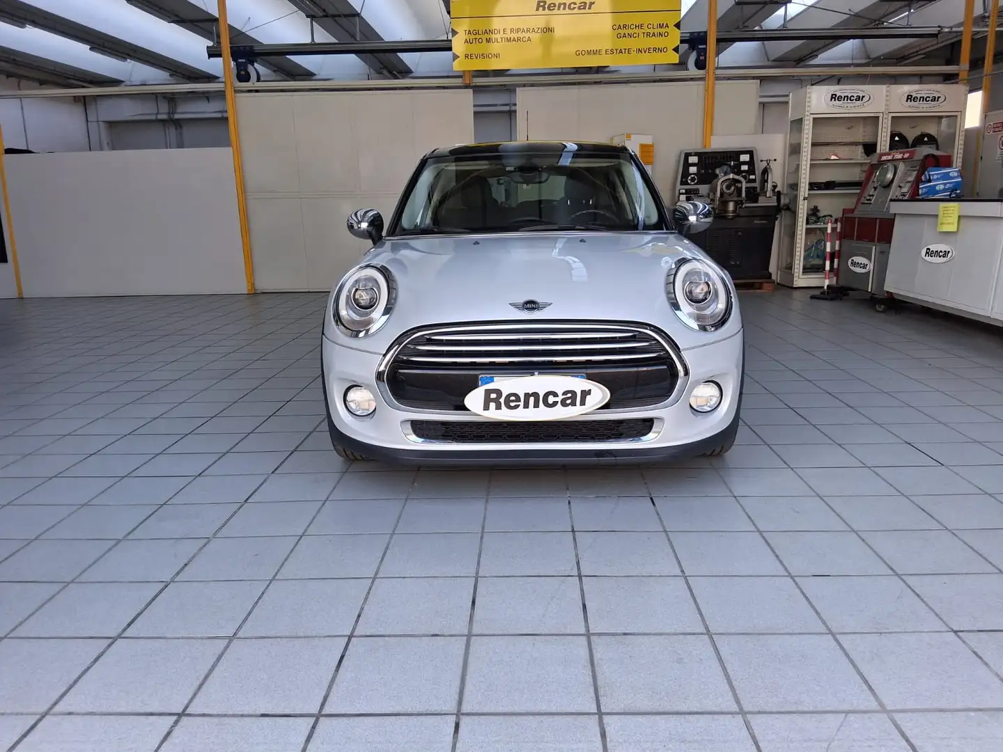 MINI Cooper D Coupe 5 PORTE D Grau - 2