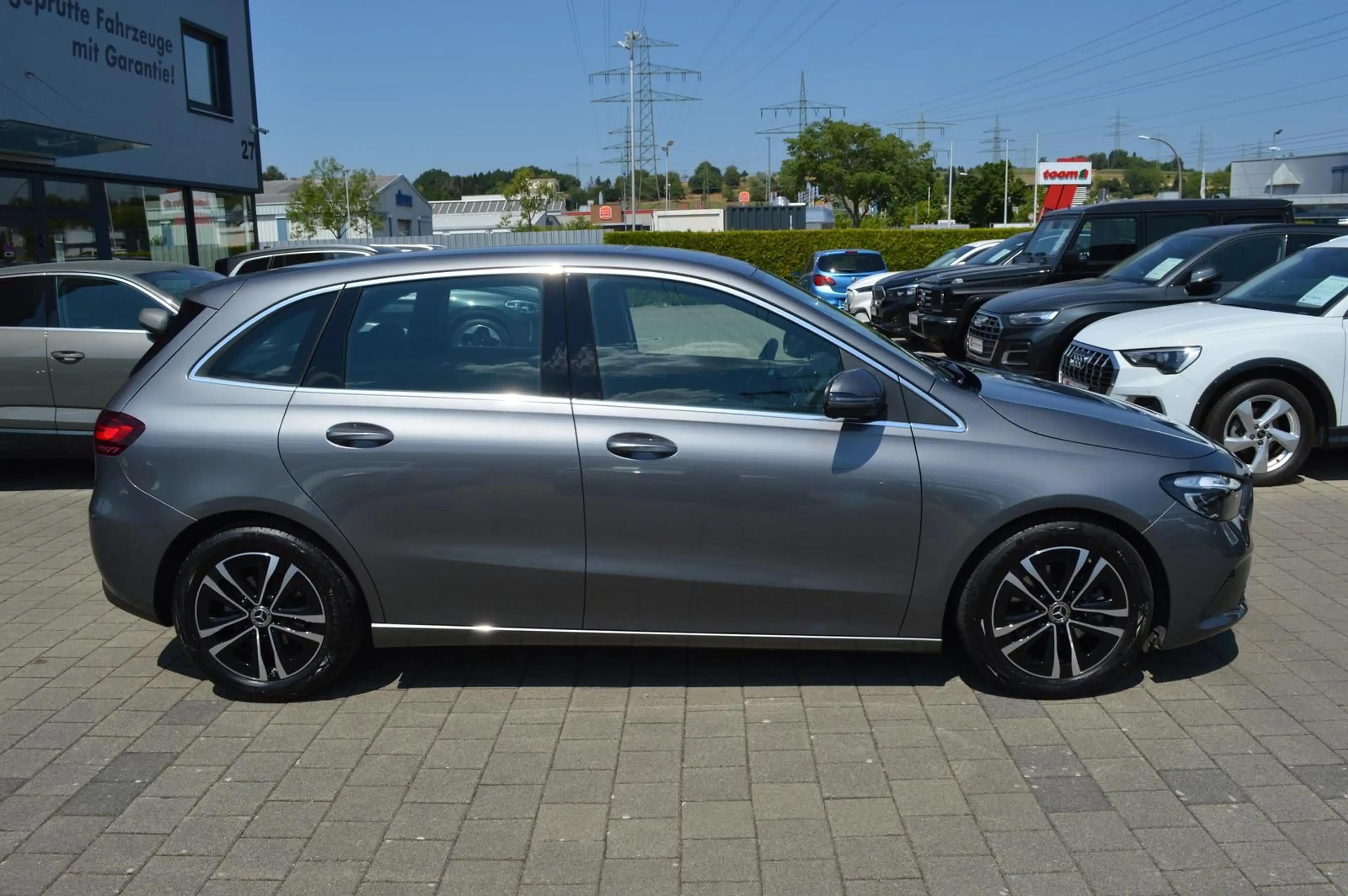 Mercedes-Benz B 200 d*Virtual*360°*Navi*LED*Keyless*Carplay*SHZ — photo 6
