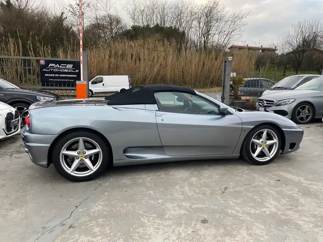 Ferrari 360 view 6