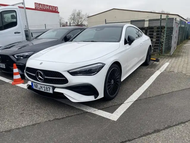 Mercedes-Benz CLE 180 CLE 180 Coupé AMG°LEDER-ROT°PANO°NIGHT°KEYL°MEMO