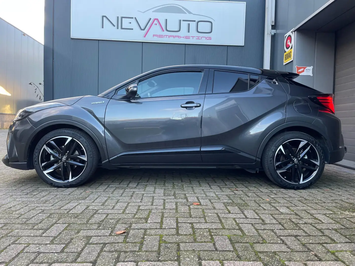 Toyota C-HR 2.0 Hybrid GR-Sport 184PK JBL 19" FULL OPTIONS Grijs - 2