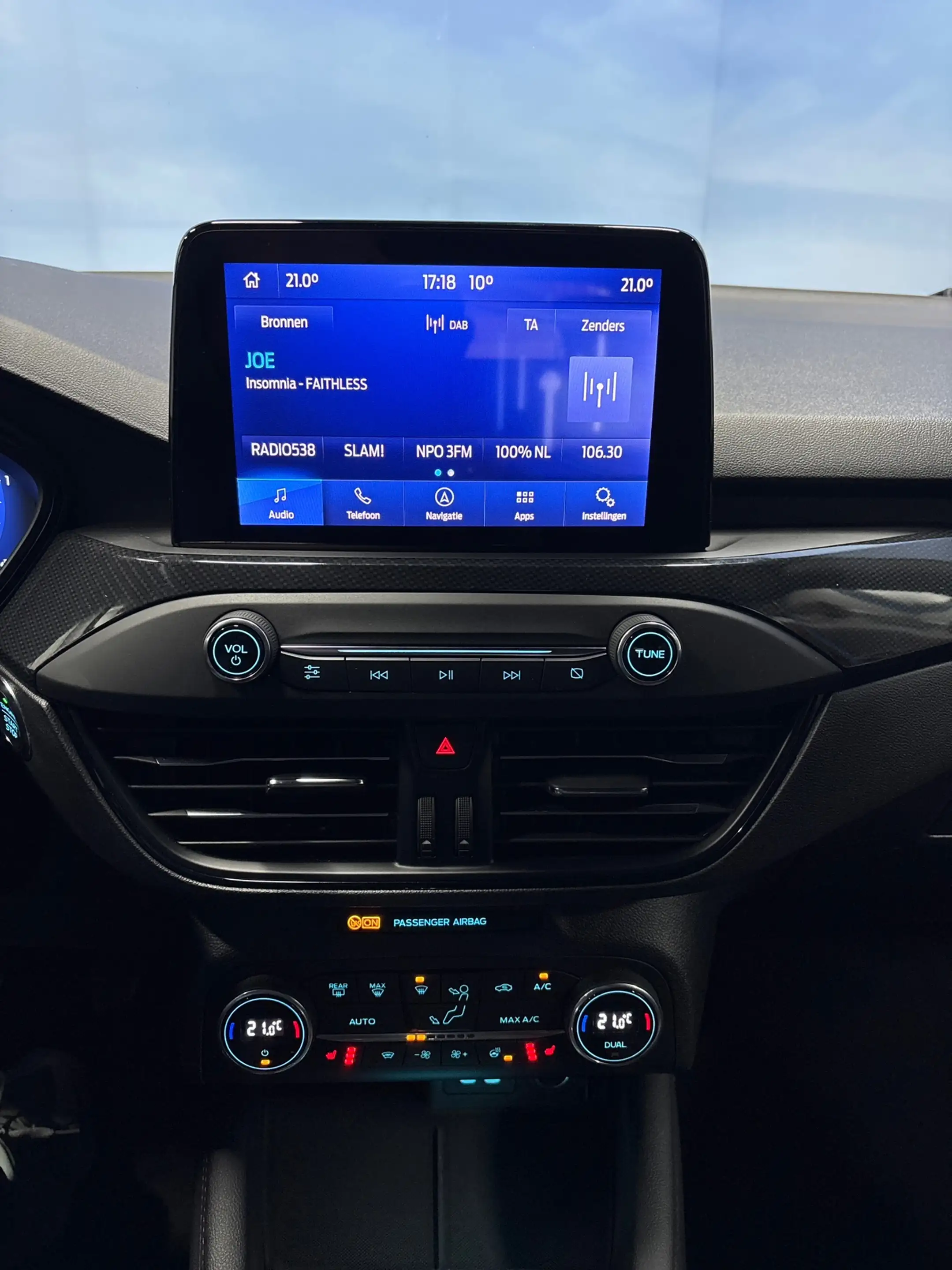 Ford Focus 1.0 EcoBoost Hybrid ST Line X Business Navi | Clim — photo 21