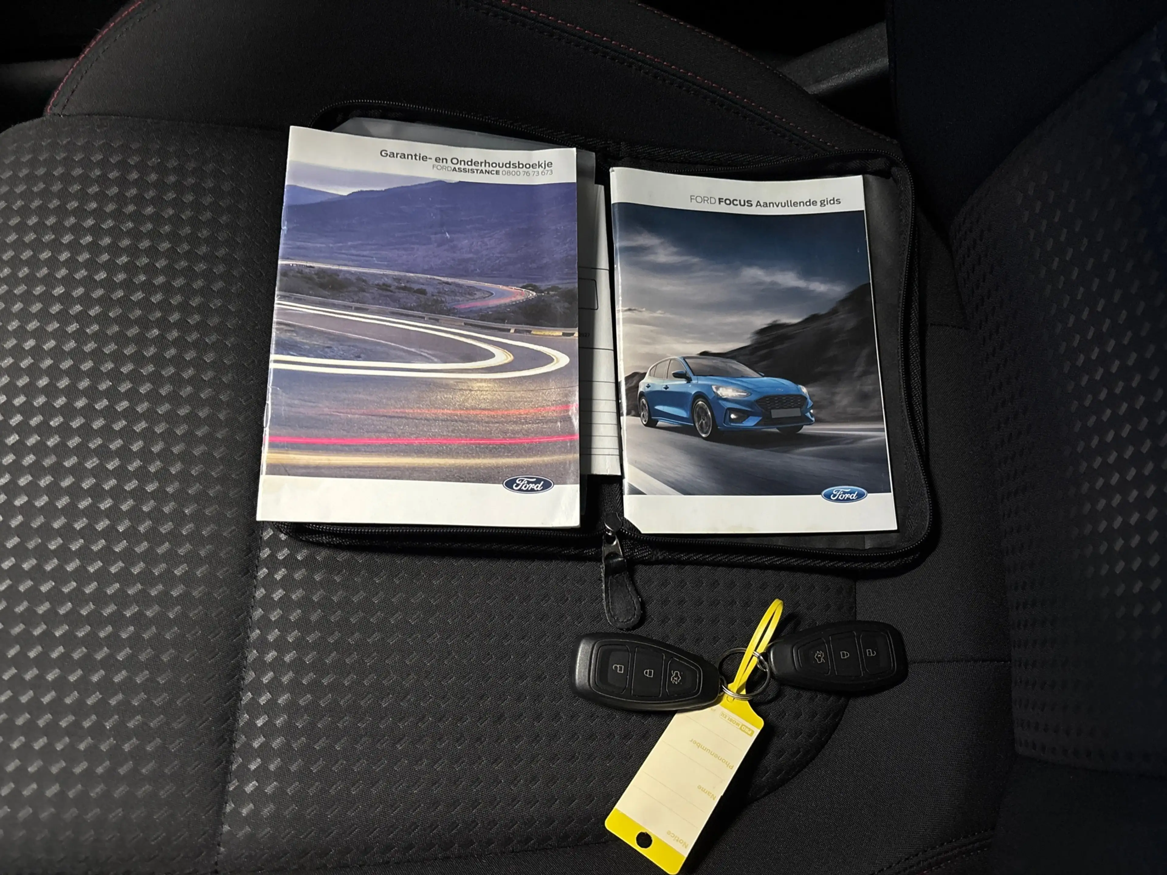Ford Focus 1.0 EcoBoost Hybrid ST Line X Business Navi | Clim — photo 23