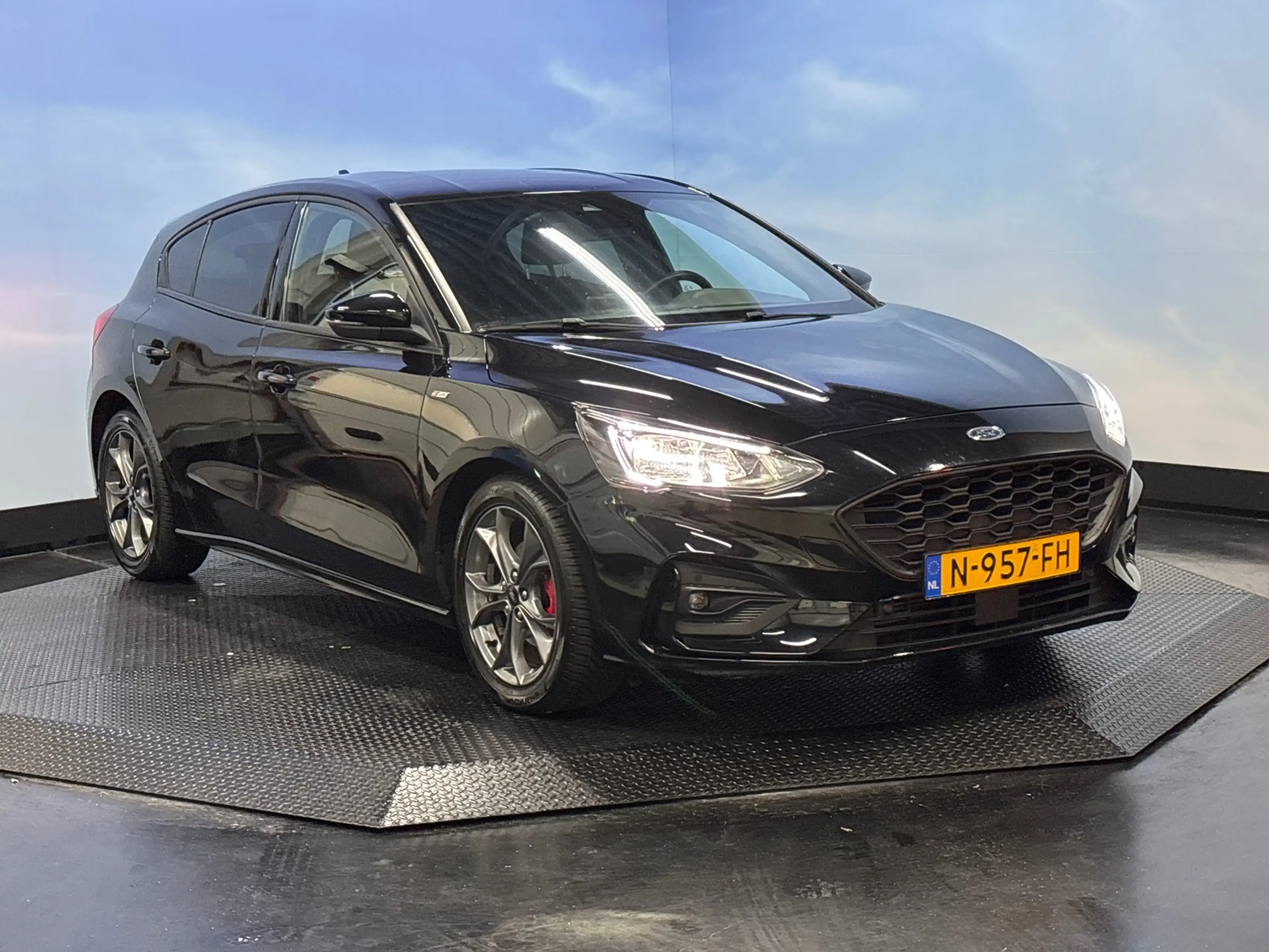 Ford Focus 1.0 EcoBoost Hybrid ST Line X Business Navi | Clim — photo 7