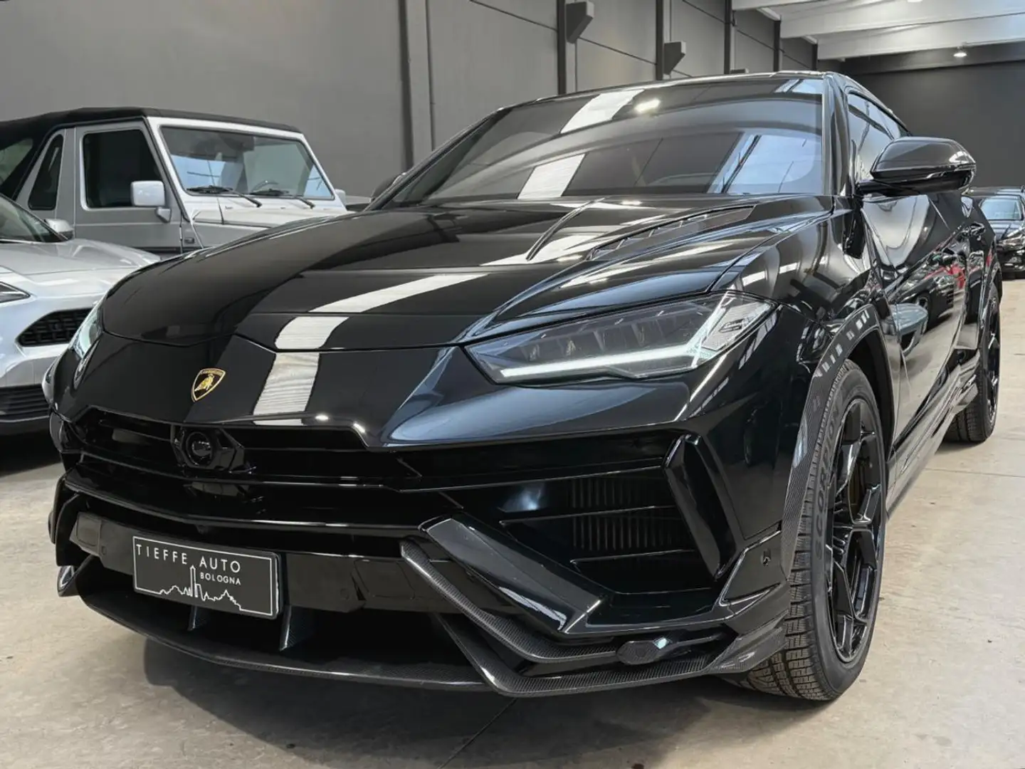 Lamborghini Urus 4.0 Performante Nero - 1
