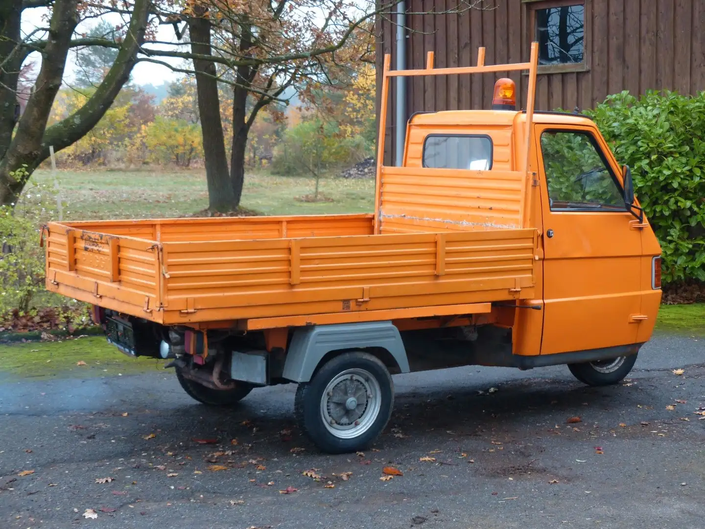 Piaggio Ape 703 Kipper Diesel Bordwanderhöhung Orange - 2