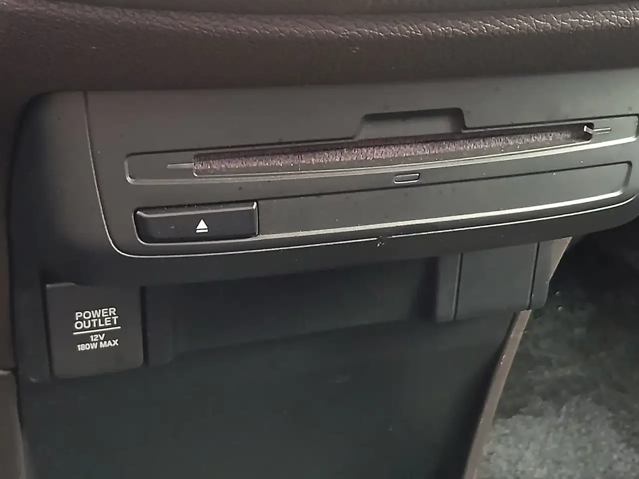 Honda Odyssey снимка Honda Odyssey