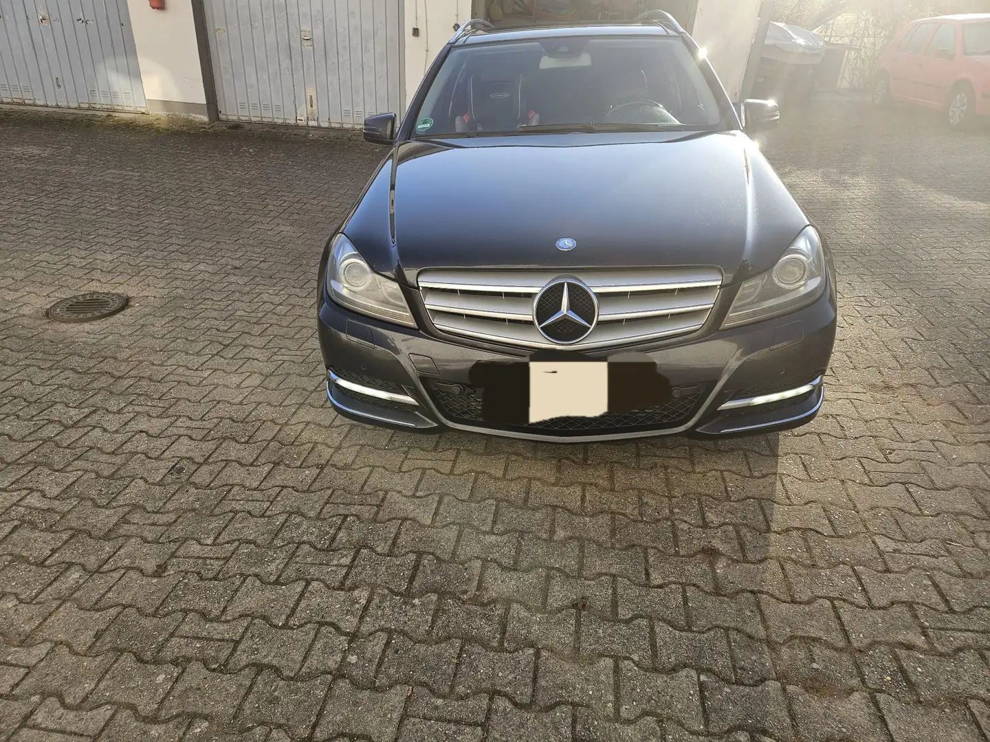 Mercedes-Benz C 250 T CDI DPF (BlueEFFICIENCY) Avantgarde Grau - 1
