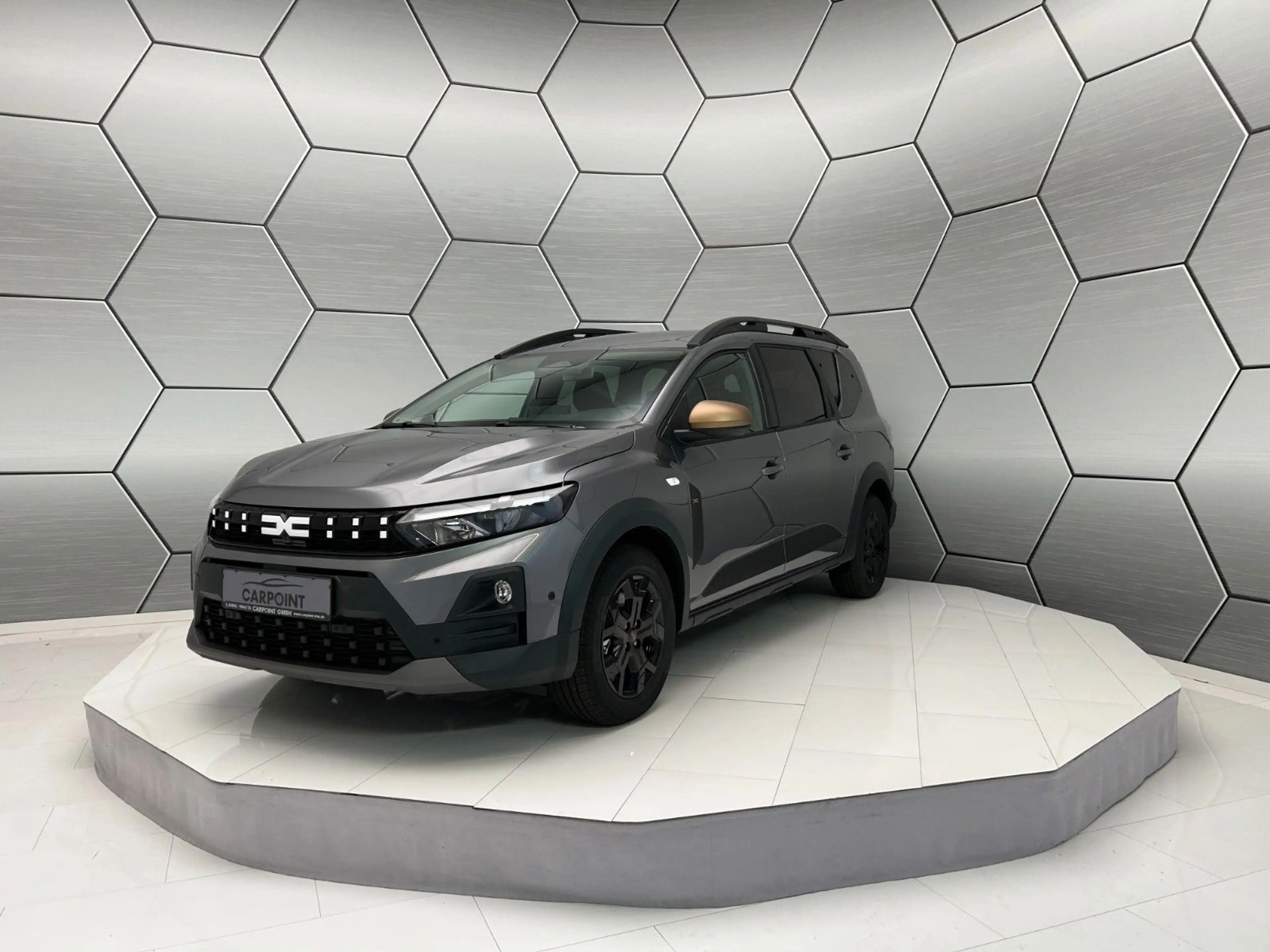 Dacia Jogger Extreme Eco-G 120 7-Sitzer Winter/Driving — photo 9