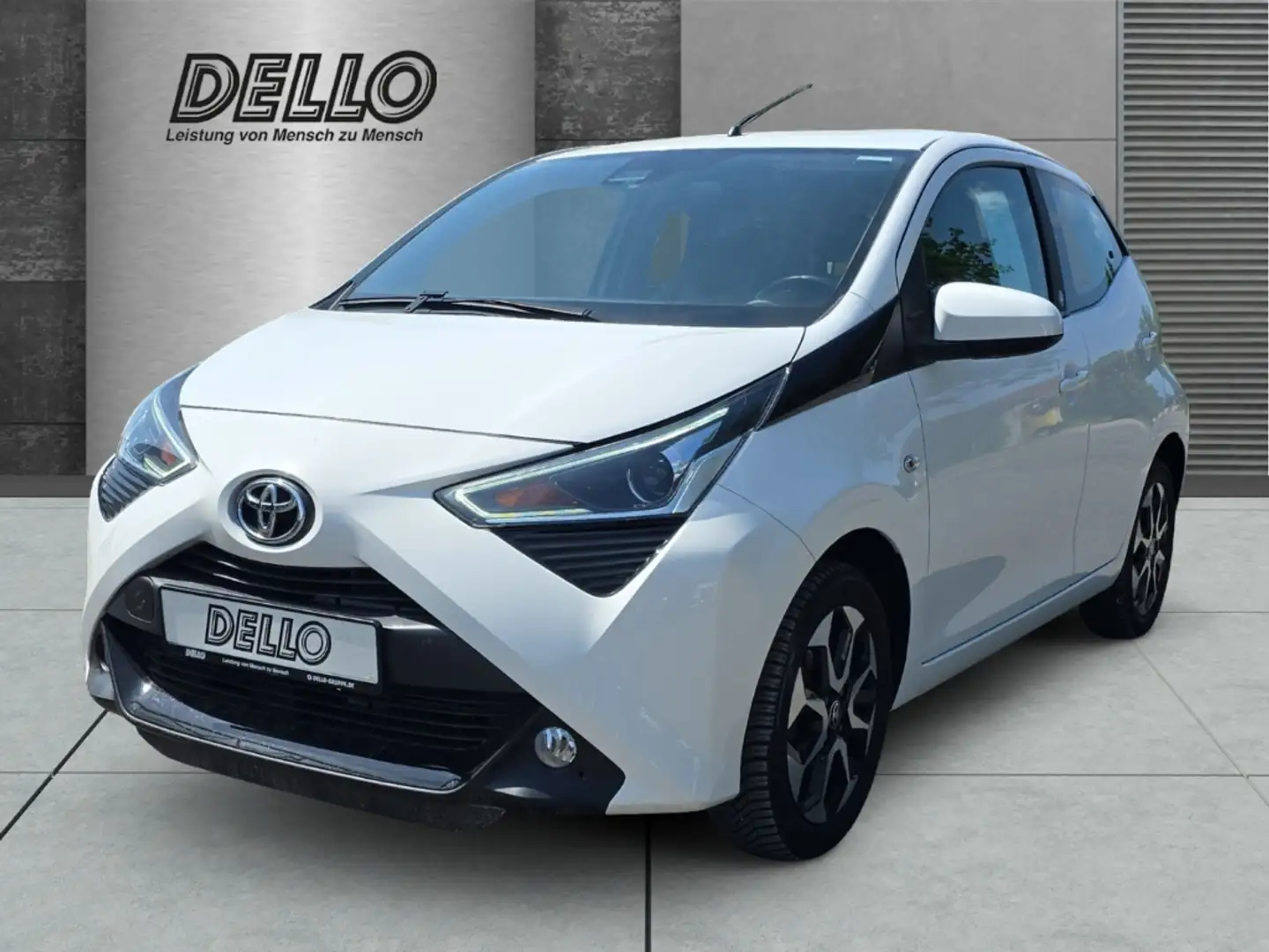 Toyota Aygo -Play Team EU6d 1.0 TEAM D RüKa PDC Klima Weiß - 1