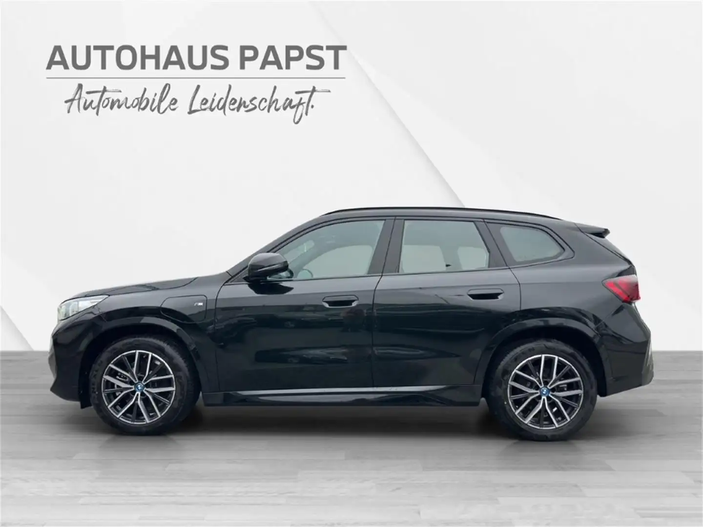 BMW X1 25 e xDrive *** M-SPORTPAKET *** Gesamt 245 PS Schwarz - 2