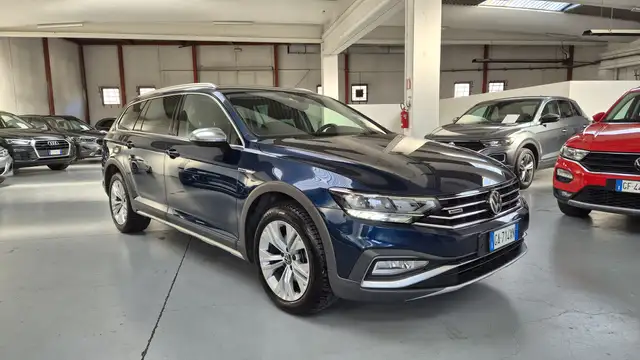 Volkswagen Passat Alltrack 2.0TDI 4motion 190cv DSG- CAR PLAY-LED-DAB-VIRTUAL