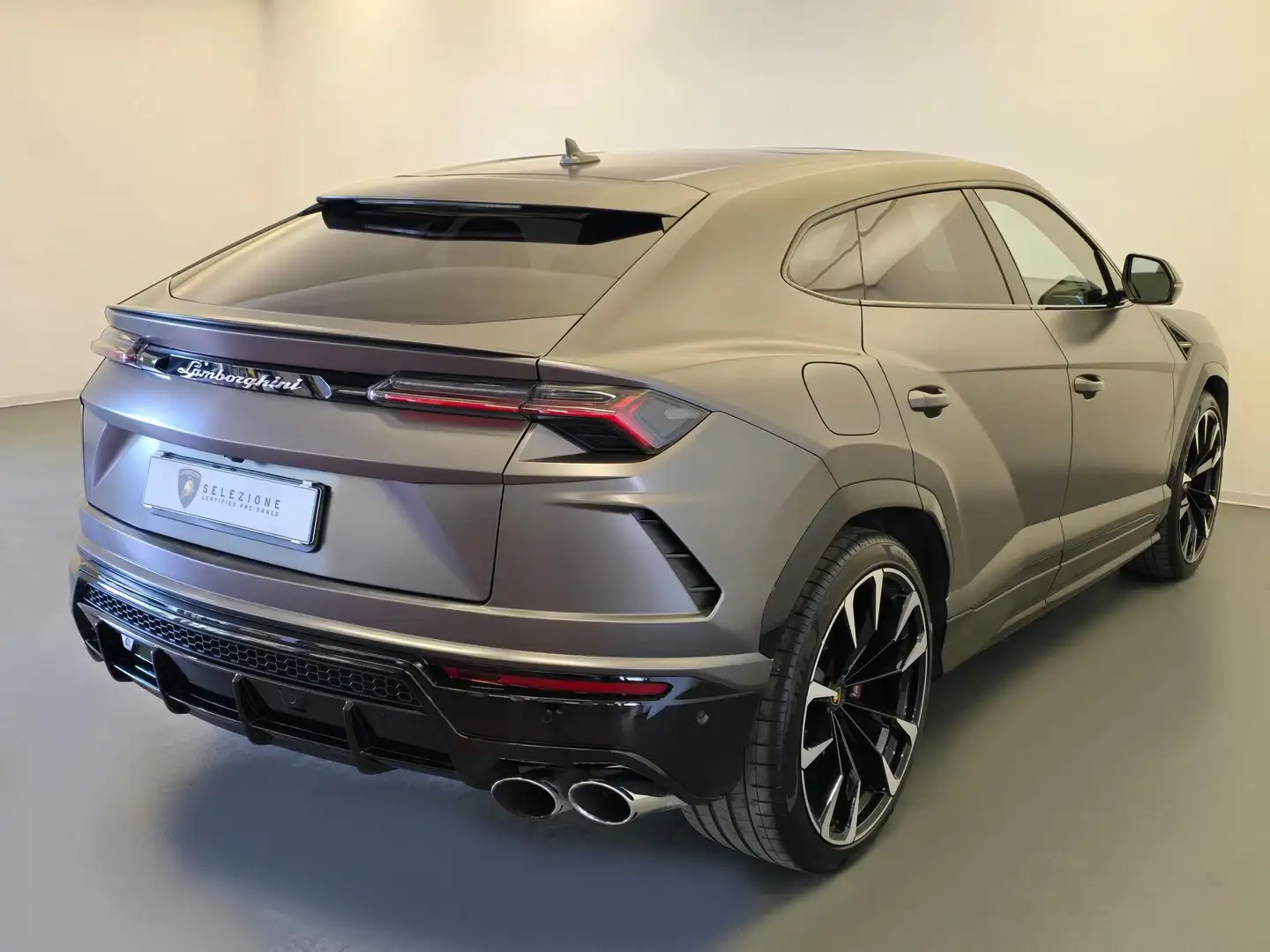 Lamborghini Urus 4.0 Grigio - 2