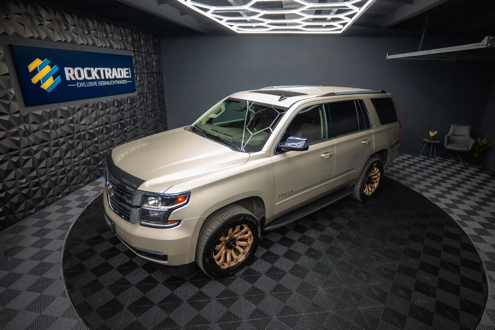 Chevrolet Tahoe 5.3 V8 LTZ Premium 4x4 LED *Unfallfrei*TV* Beige - 2