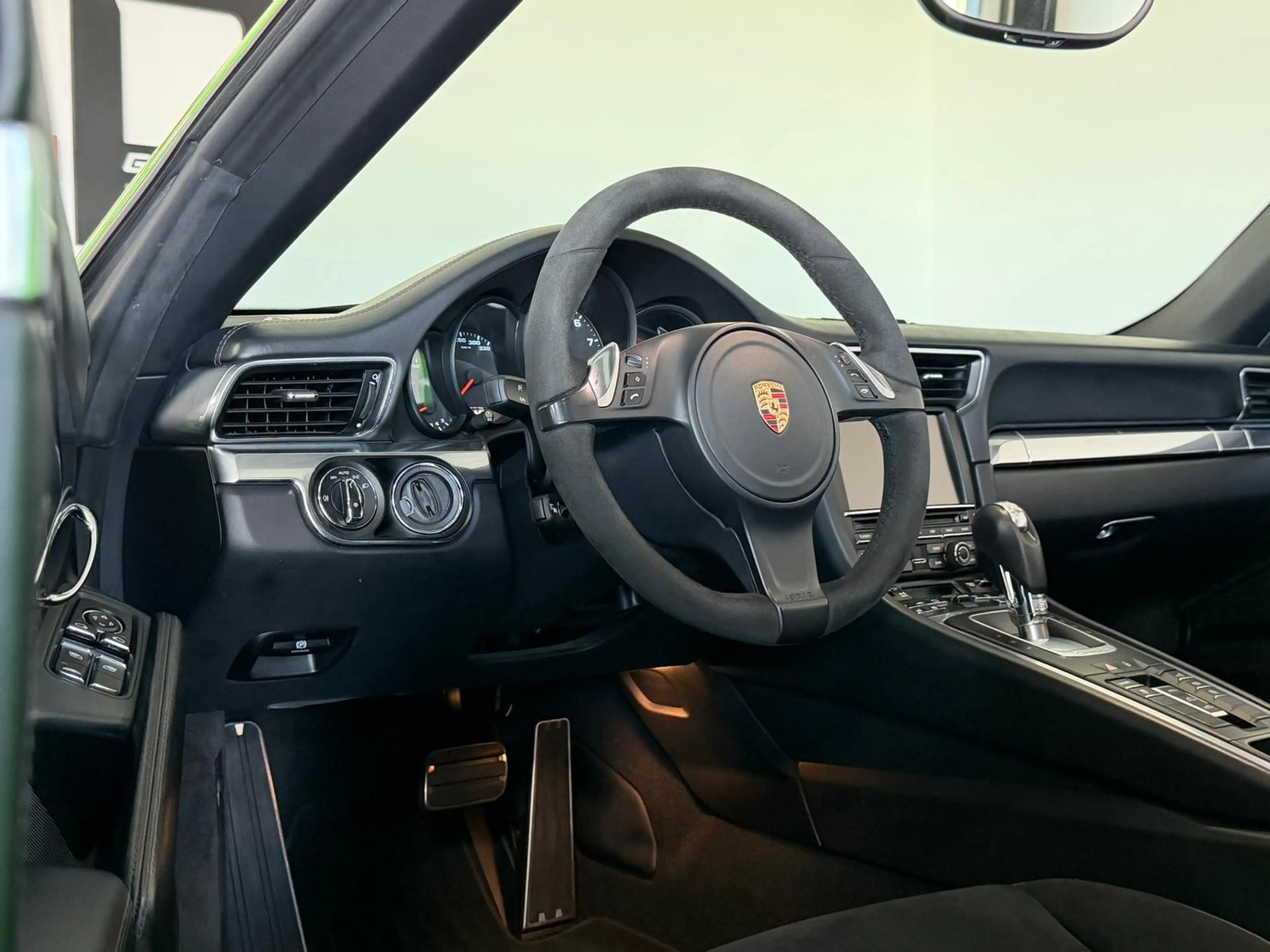 Porsche 991 Cabrio 4 Sportabgasanlage Sitzbelüftung ACC — photo 10