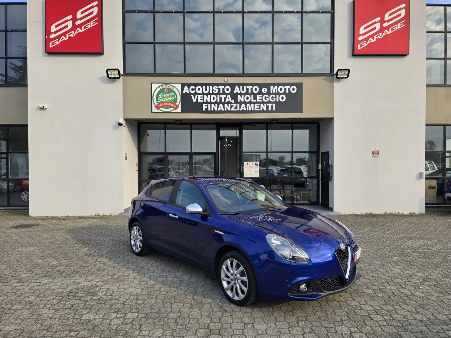 Alfa Romeo Giulietta Giulietta 1.4 Turbo 120 CV Super Blau - 1