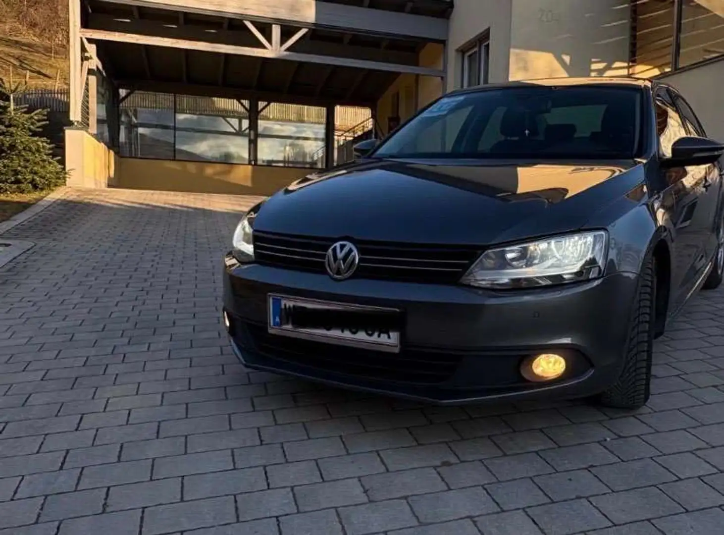 Volkswagen Jetta Jetta Comfortline 1,2 TSI Comfortline Grau - 1