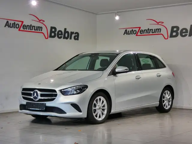 Mercedes-Benz B 200 Automatik/LED/Navi/Leder/PDC/Tempomat/SHZ