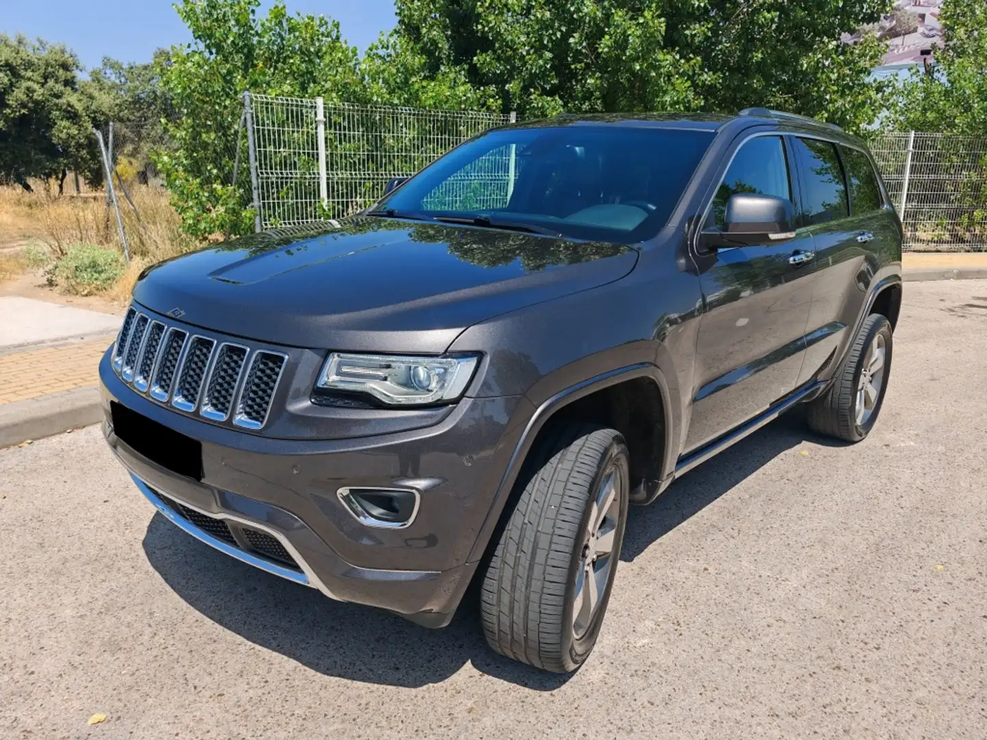Jeep Grand Cherokee 3.0CRD Overland Aut. Gris - 1