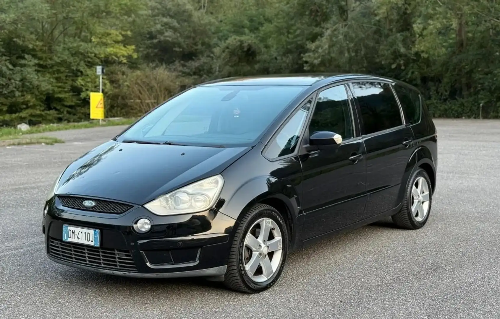 Ford S-Max 2.0 tdci Titanium 130cv auto TETTO MISTO PELLE Noir - 1