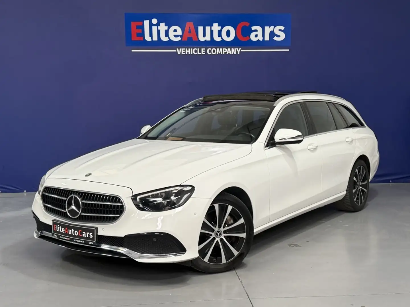 Mercedes-Benz E 300 Estate de Blanco - 1