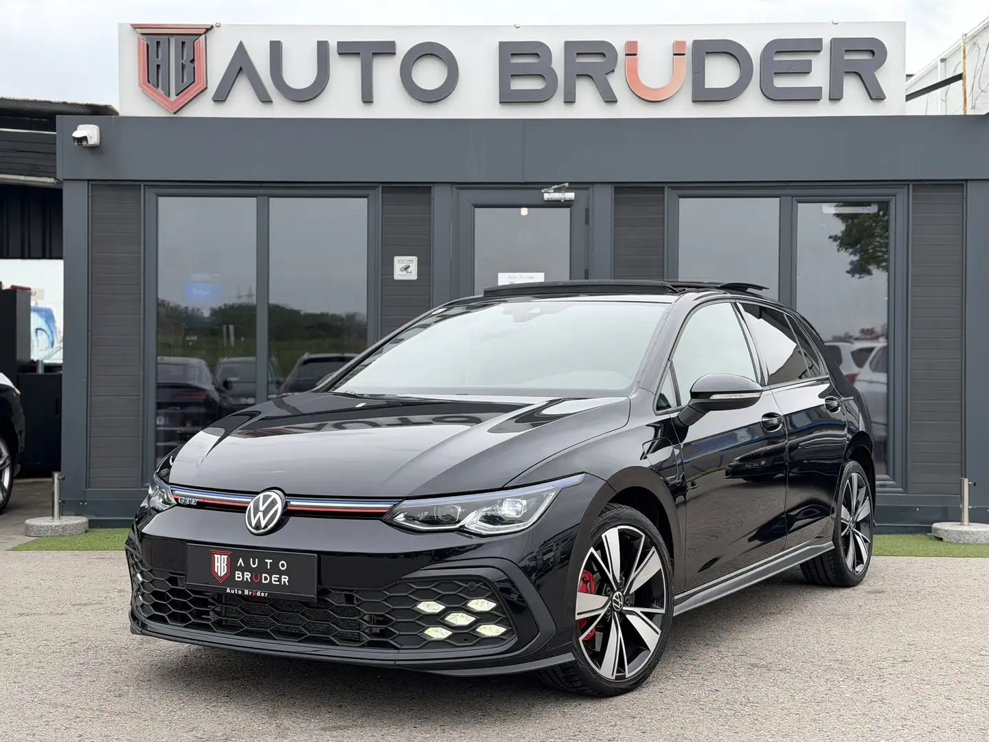 Volkswagen Golf GTE GTE eHybrid DSG Pano, Assistenten+ Schwarz - 2