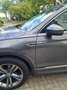 Volkswagen Tiguan 2.0 TDI *R-LINE*DSG*Highline* Grau - thumbnail 2