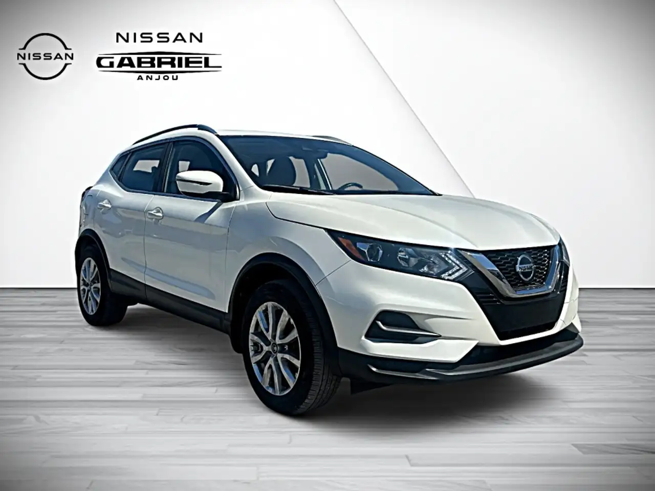 Nissan Qashqai снимка Nissan Qashqai