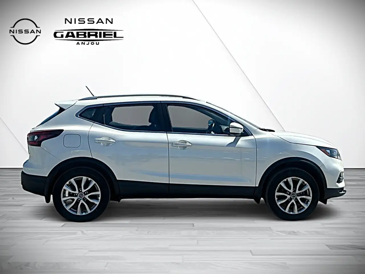 Nissan Qashqai снимка Nissan Qashqai