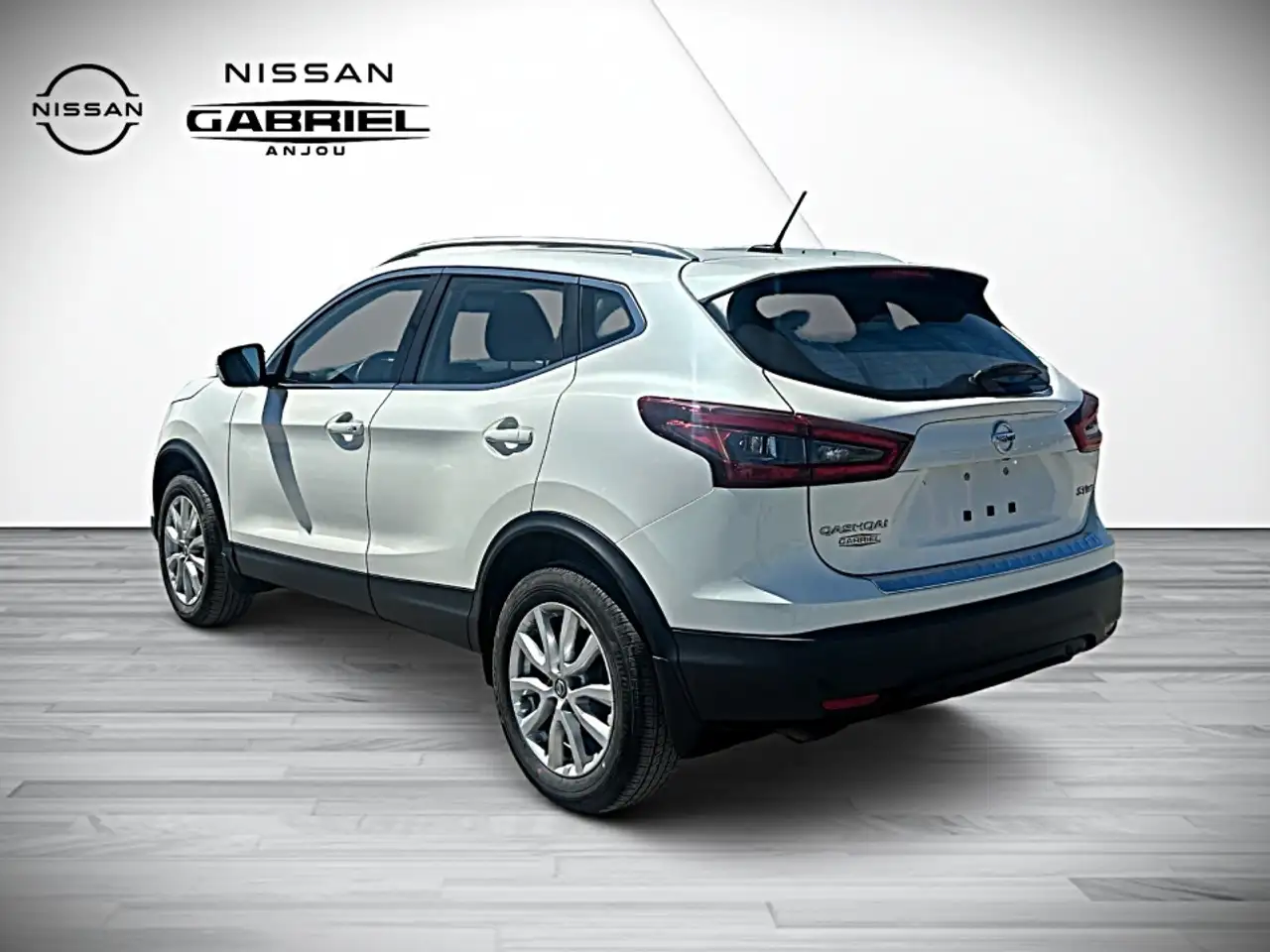 Nissan Qashqai снимка Nissan Qashqai