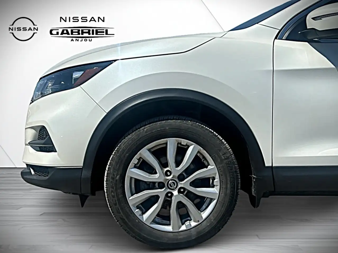 Nissan Qashqai снимка Nissan Qashqai