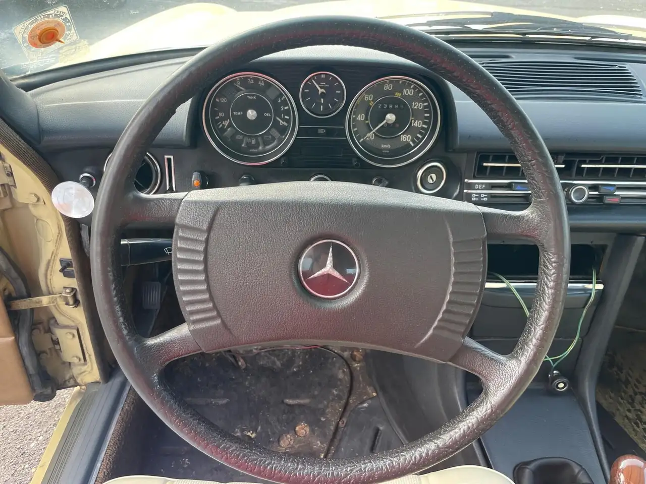 Mercedes-Benz 210/310 MERCEDES W115/8 200D, foto 11