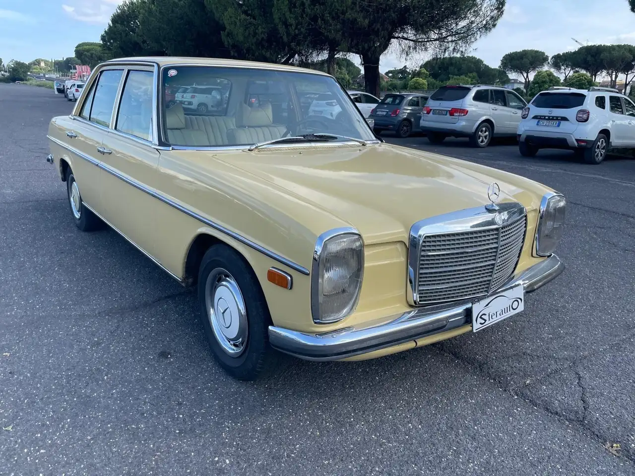 Mercedes-Benz 210/310 MERCEDES W115/8 200D, foto 5