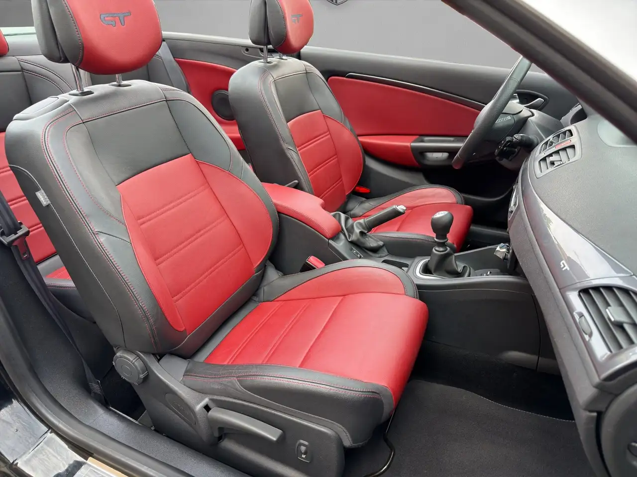 Renault Megane Coupé-Cabriolet — photo 9