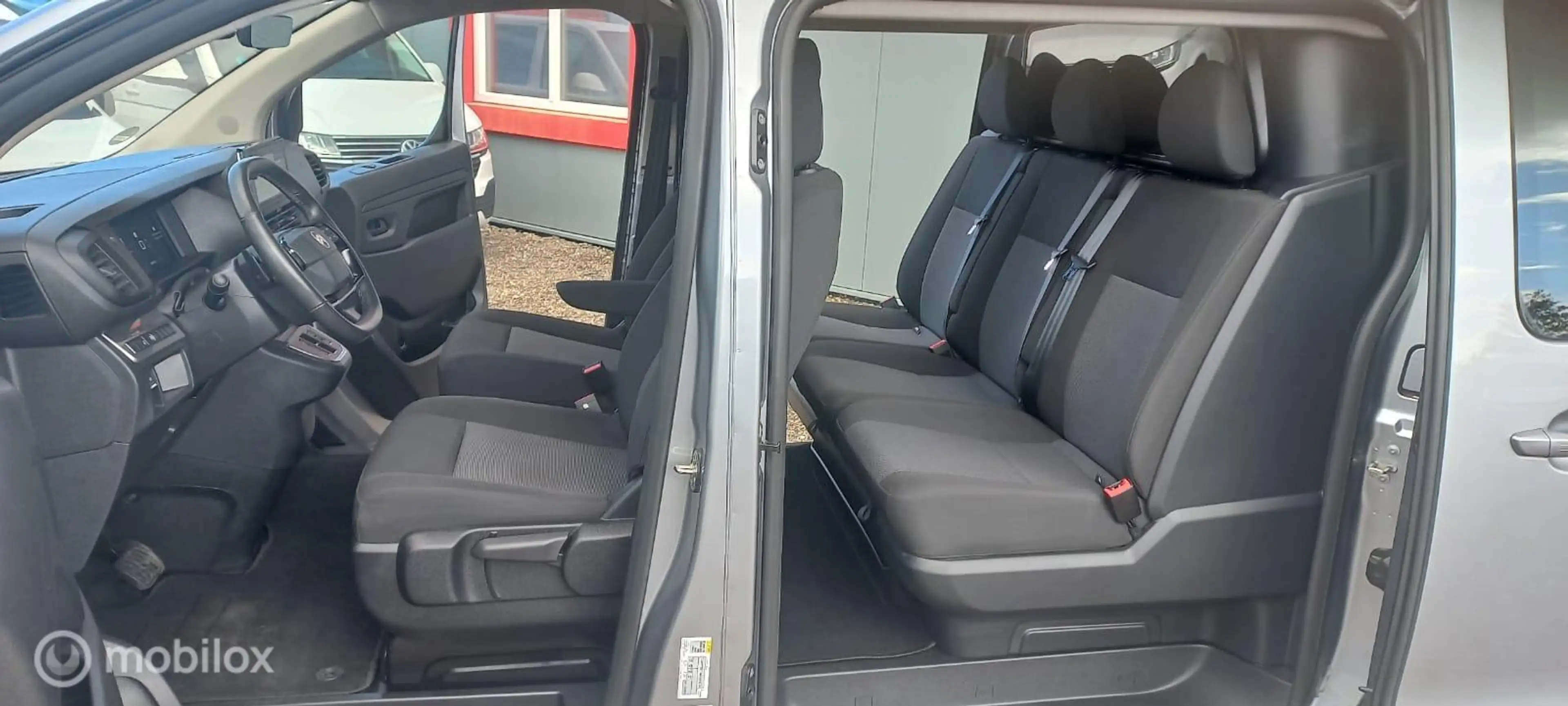 Citroen Jumpy bestel 2.0 BlueHDI 180 L3 S&S DC — photo 16